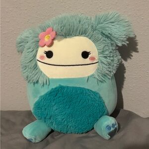 Squishmallow 8” Joelle The Bigfoot